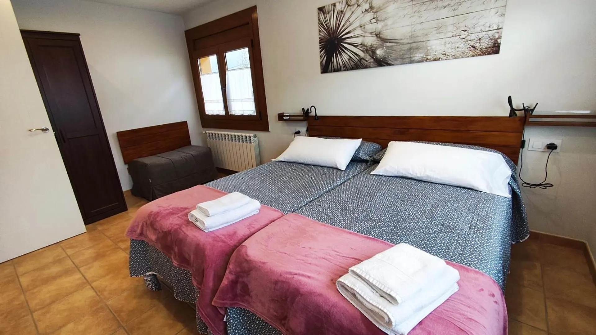 Apartment Allotjament Cal Bru Sant Llorenc de Morunys